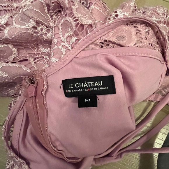 2 for $20 NWOT le chateau Floral Pink Lace Dress - Picture 4 of 4